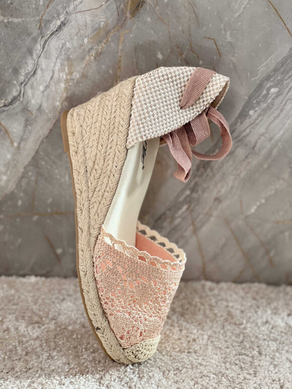NDP - Studio Wedge Sandal HC563