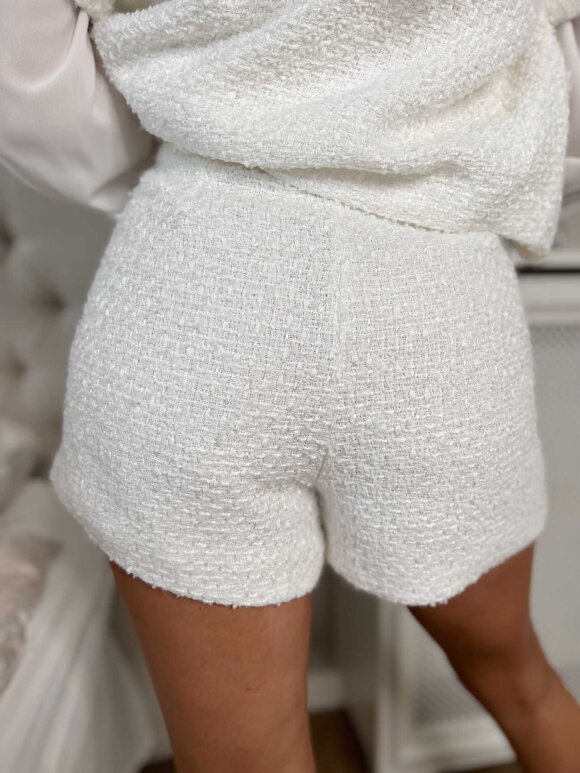 NDP - LilyWhite Shorts 35067