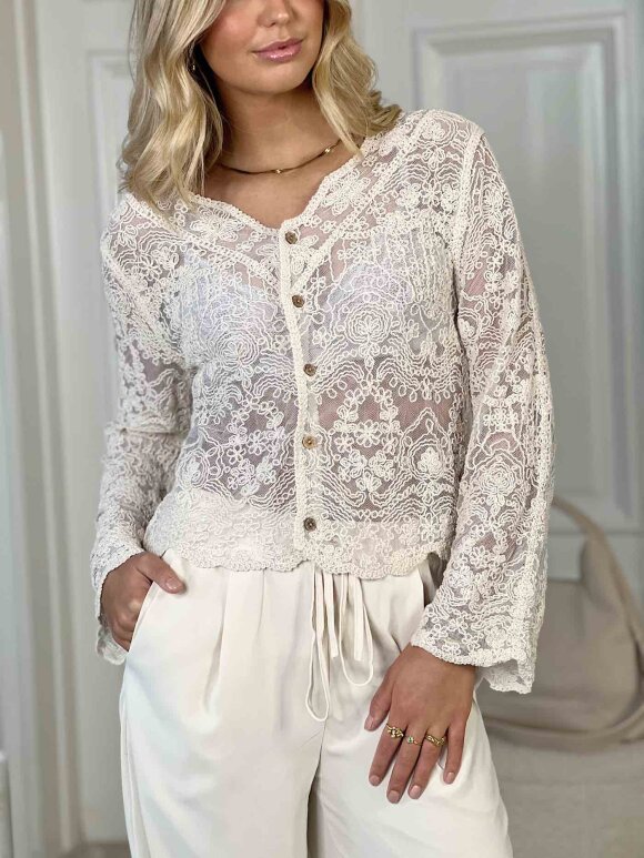 NDP - Exquiss Lace Shirt RMN269