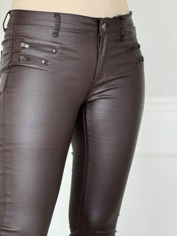 NDP - Lovita Coated Pants S114