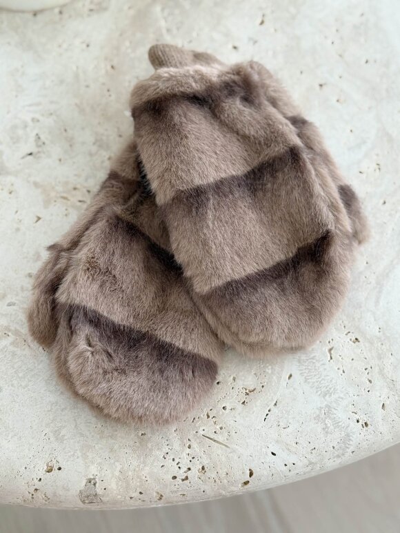 NDP - Phanie Gloves 12085