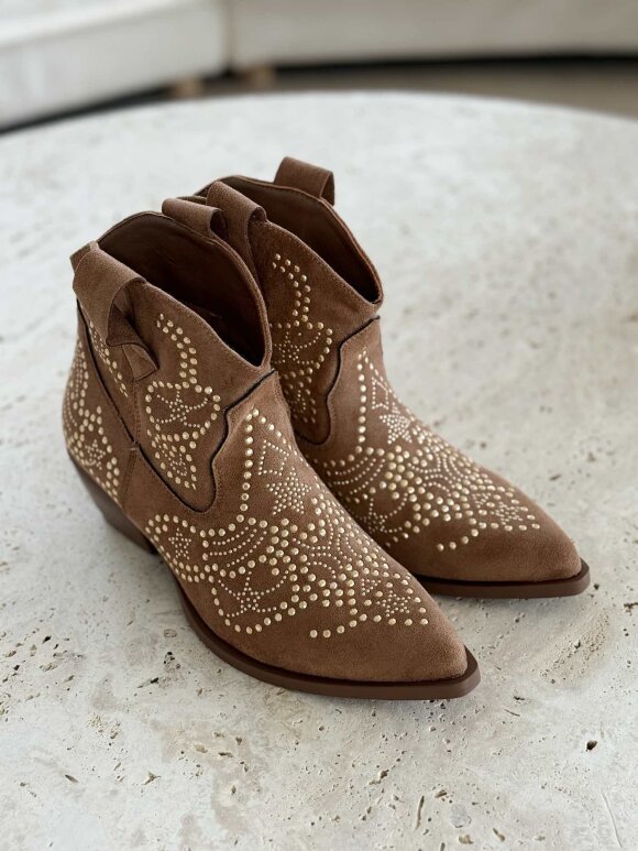 NDP - Marq Boot Studs 7663A