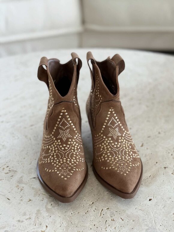 NDP - Marq Boot Studs 7663A