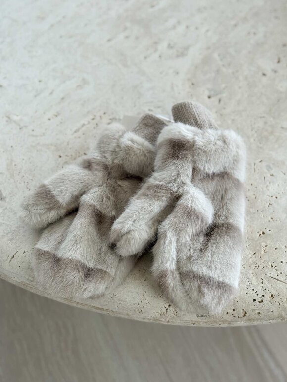 NDP - Phanie Gloves 12085