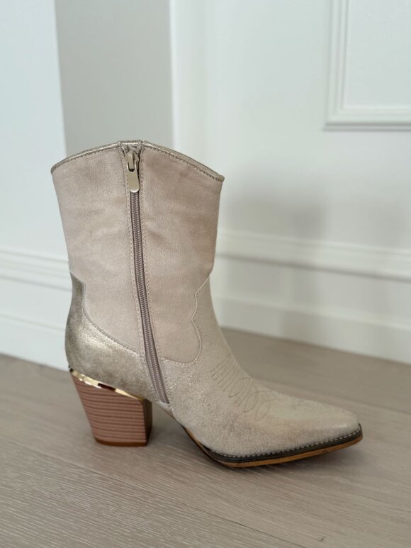 NDP - Erynn Cowboy Low Boot M816