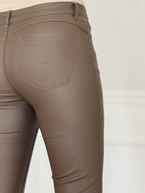 NDP - Premium Coated Pants D9861
