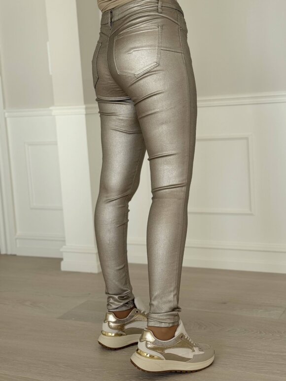 NDP - Premium Coated Pants D9861
