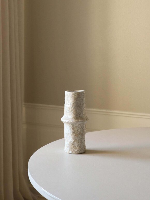 DIVERSE LEVERANDØR - Small Ceramic Earth Vase 24,5