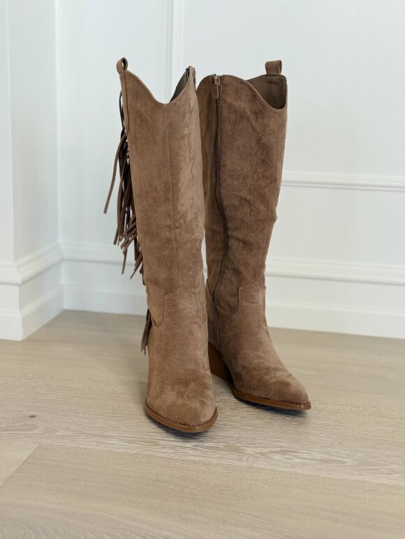 NDP - Erynn Fringe Boot A117