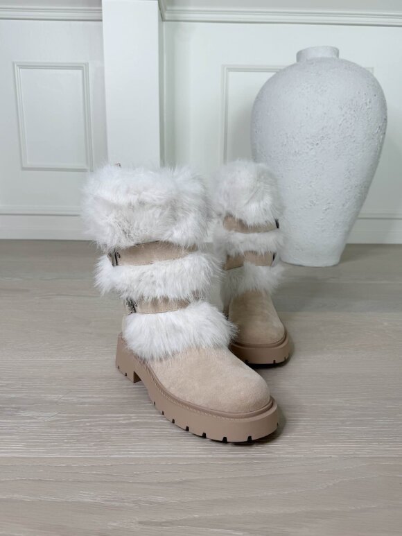 NDP - Marq Fakefur Boot 2535