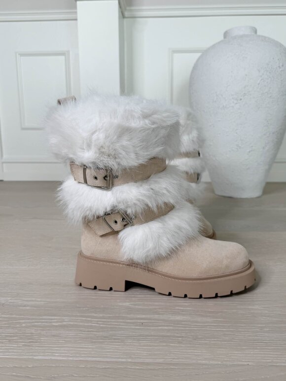 NDP - Marq Fakefur Boot 2535