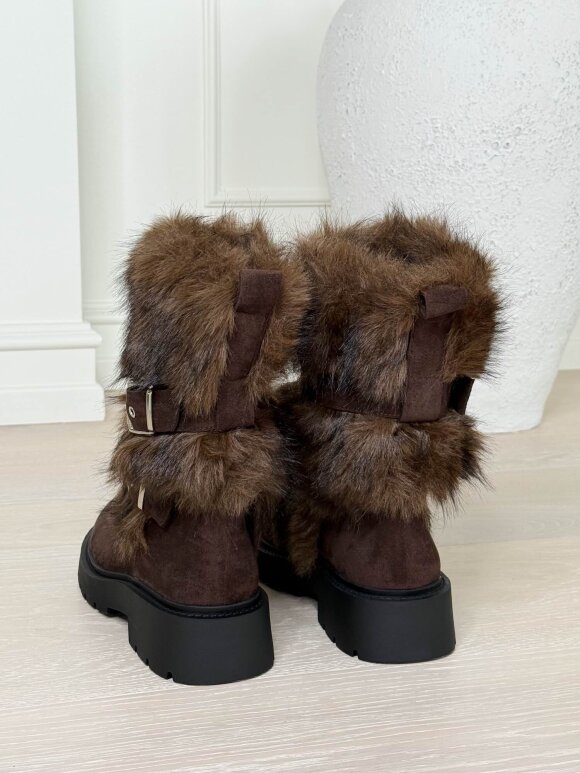NDP - Marq Fakefur Boot 2535