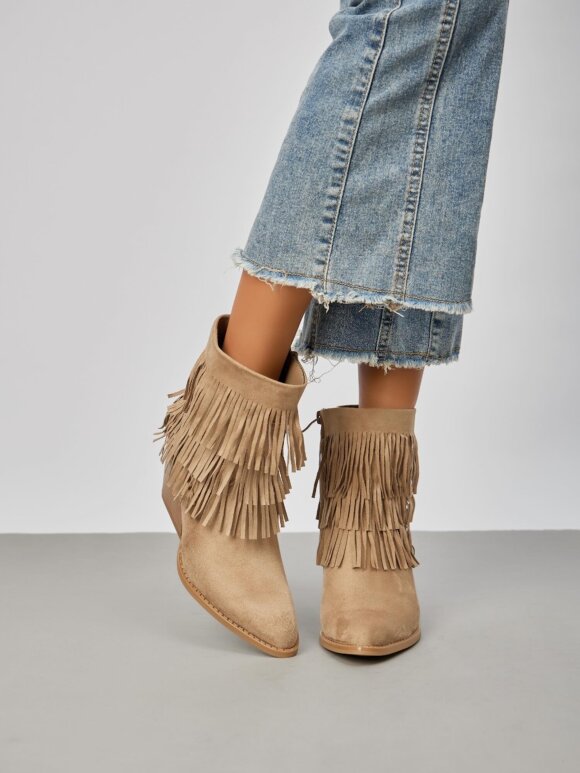 NDP - Belle Low Fringe Boot 1433