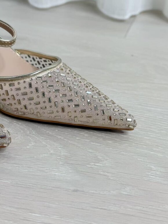 NDP - Studio Heel DF207