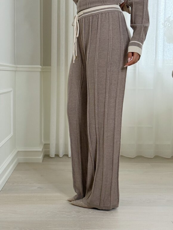 NDP - Exquiss Pants CH1907