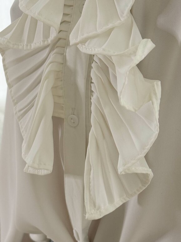 NDP - Belle Shirt 8497