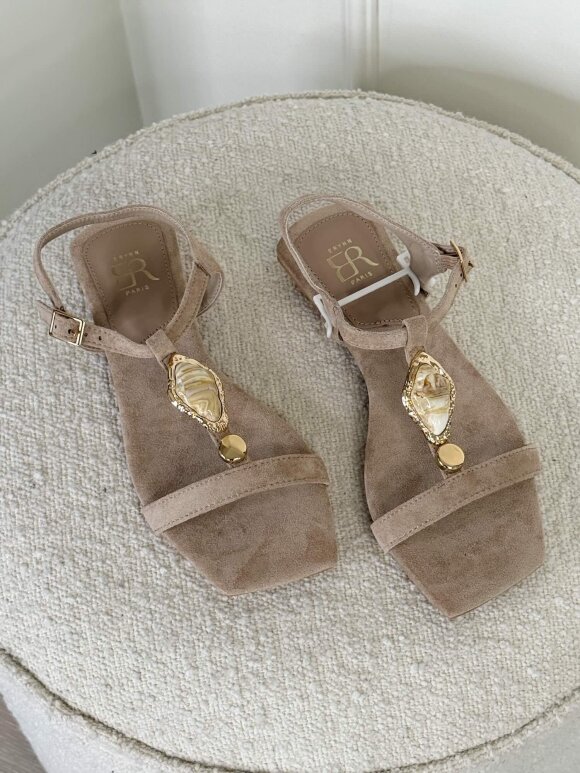 NDP - Erynn Sandal 333-349