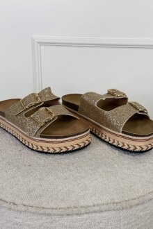 NDP - Erynn Sandal 903-629 NDP - Erynn Sandal 903-629