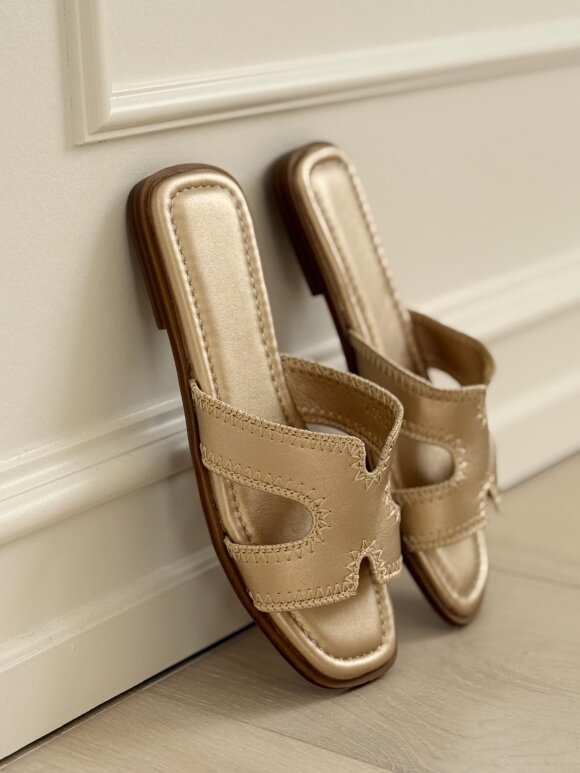 NDP - Covana Sandal GQ8-069 Gold