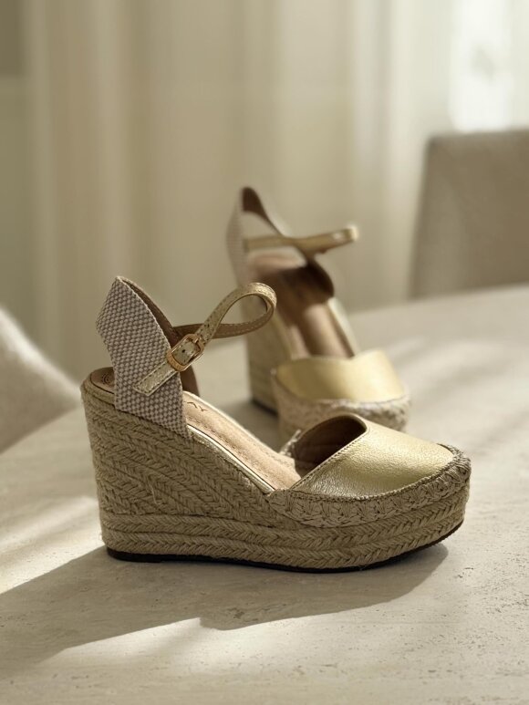 NDP - Covana Wedge Sandal GX5-517