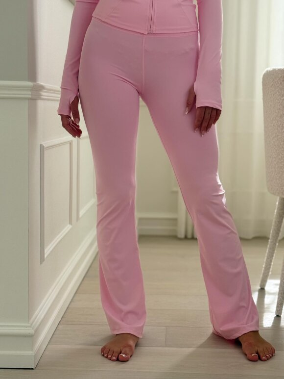 NDP - Queen Performance Pants M002