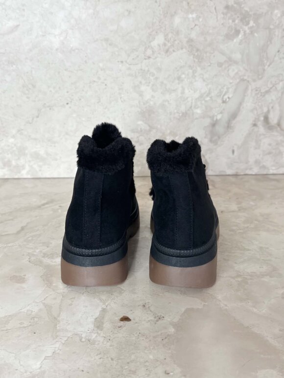 NDP - Studio Teddy Boot UH207