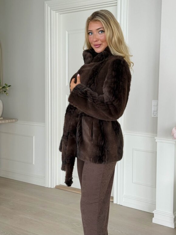 Buch Copenhagen - Buch Fake Mink Coat 26bu223
