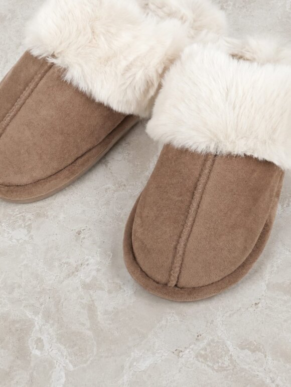 NDP - Ewany Home Shoe 6010